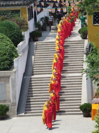 Procession des moines